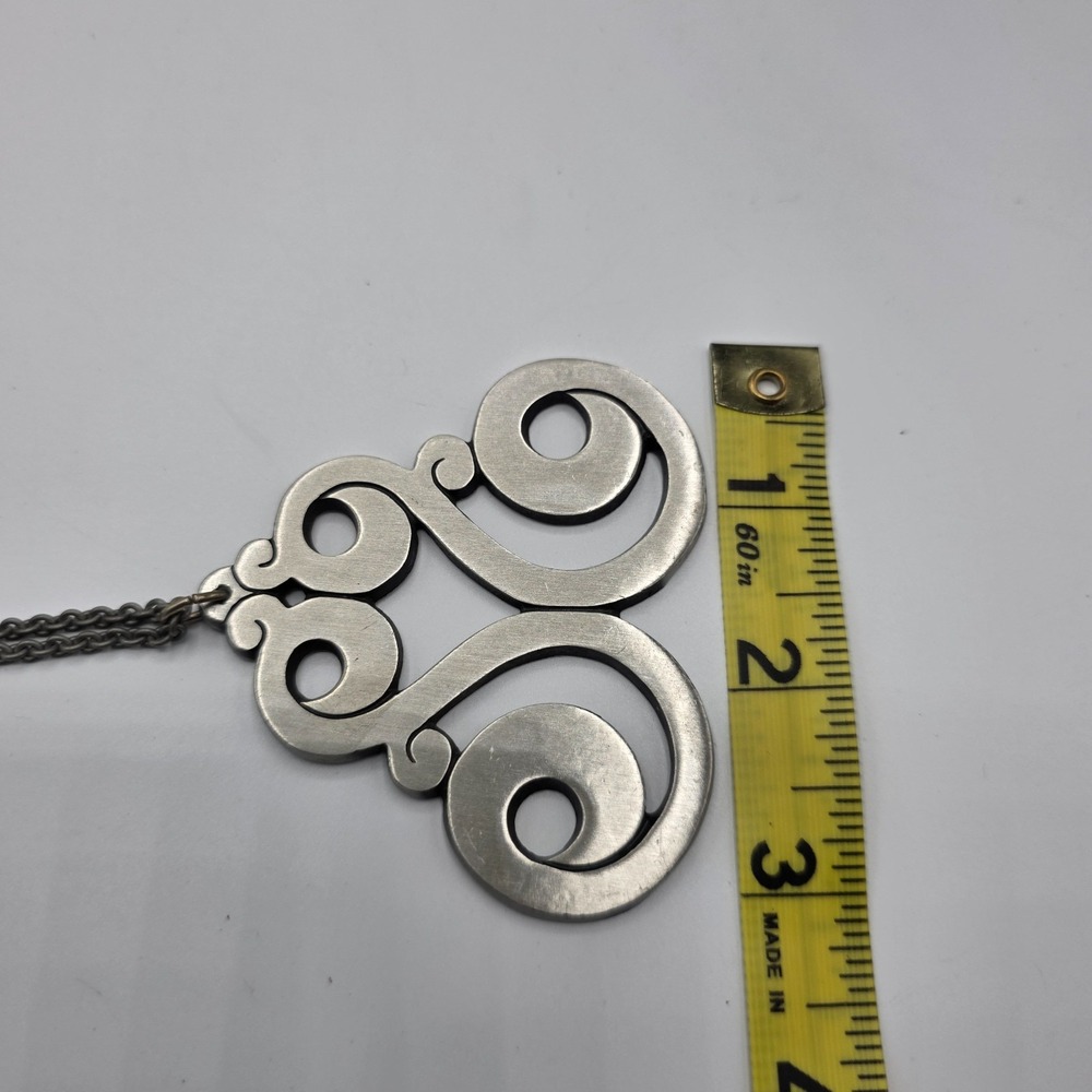 Vintage Towle Pewter Celtic Swirl Silver Tone Chain Pendant Necklace 36" Signed - Picture 8 of 9